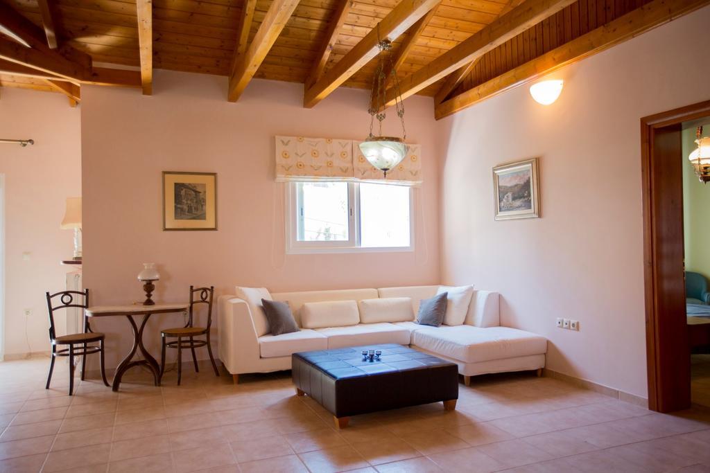 Loft Near The Beach لوتراكي المظهر الخارجي الصورة