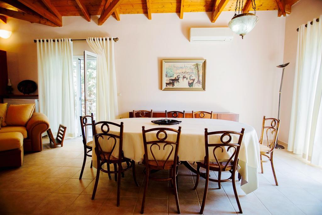 Loft Near The Beach لوتراكي المظهر الخارجي الصورة